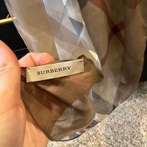 Burberry Scarf Silk